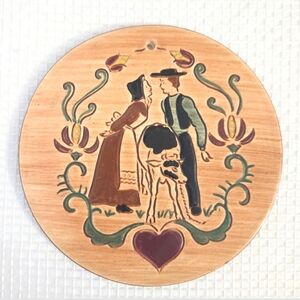 Vtg Pennsburg Pottery Trivet Amish Courting Couple Wall Plaque Cow